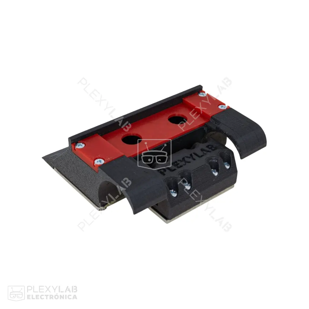 chasis-robot-minisumo-profesional-de-10x10-cm-en-impresion-3d-con-cuchilla-008